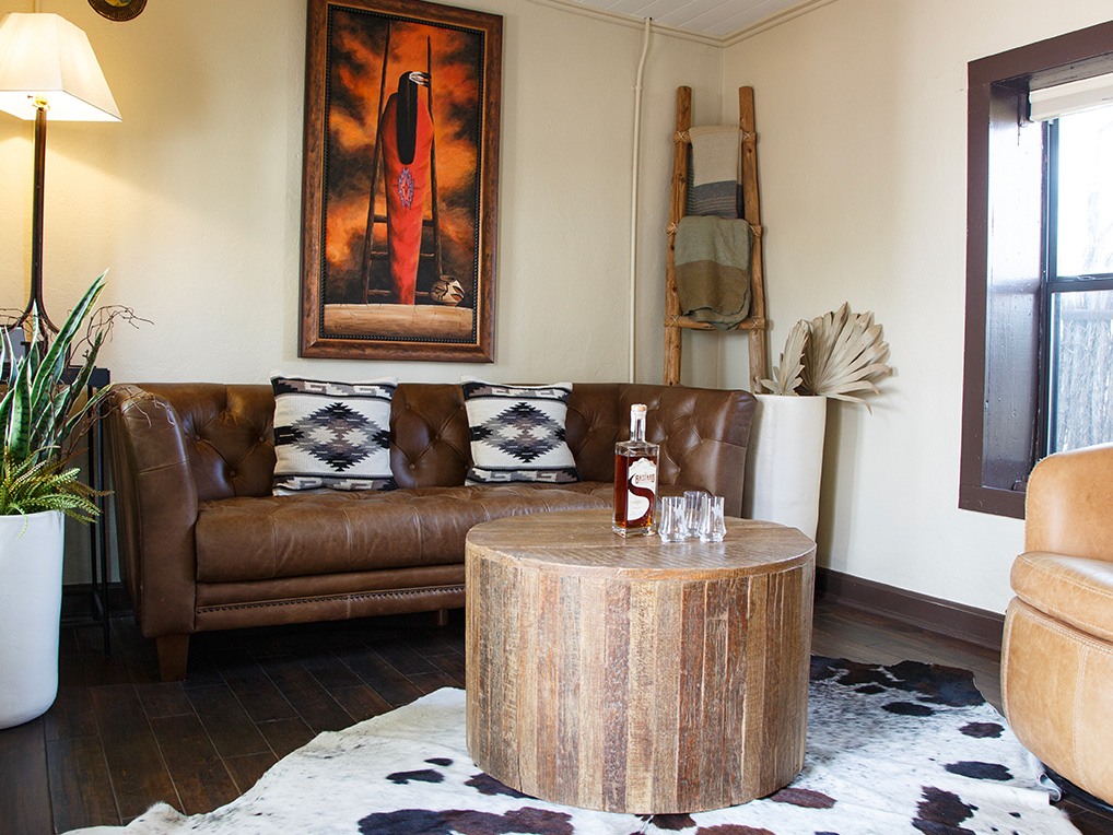 Casa de Wolfe_Sitting room